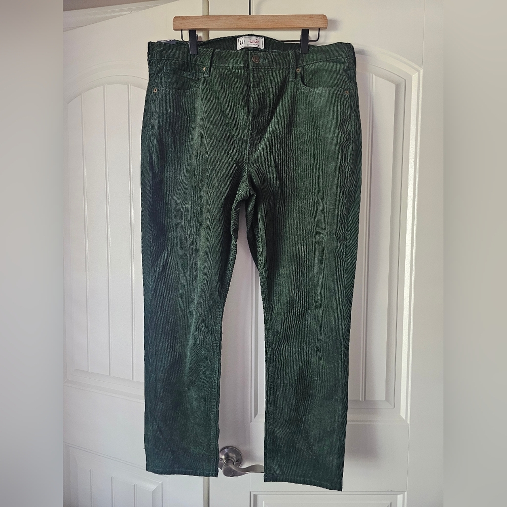 Gap Hunter Green Corduroy Jeans Size 18